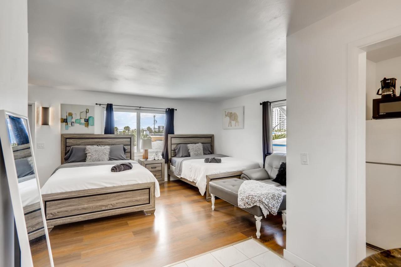 Coral Sands Huge Studio W/ 2 Queen Beds! West Palm Beach Extérieur photo
